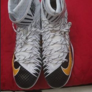 Nike Nikeskin cleated mens size 15 ball shoes
